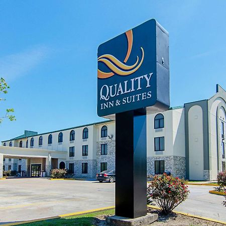 Quality Inn & Suites Near Tanger Outlet Mall Gonzales Exteriér fotografie