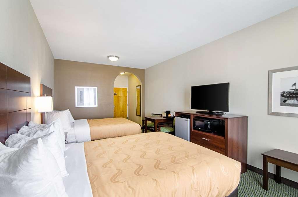 Quality Inn & Suites Near Tanger Outlet Mall Gonzales Pokoj fotografie